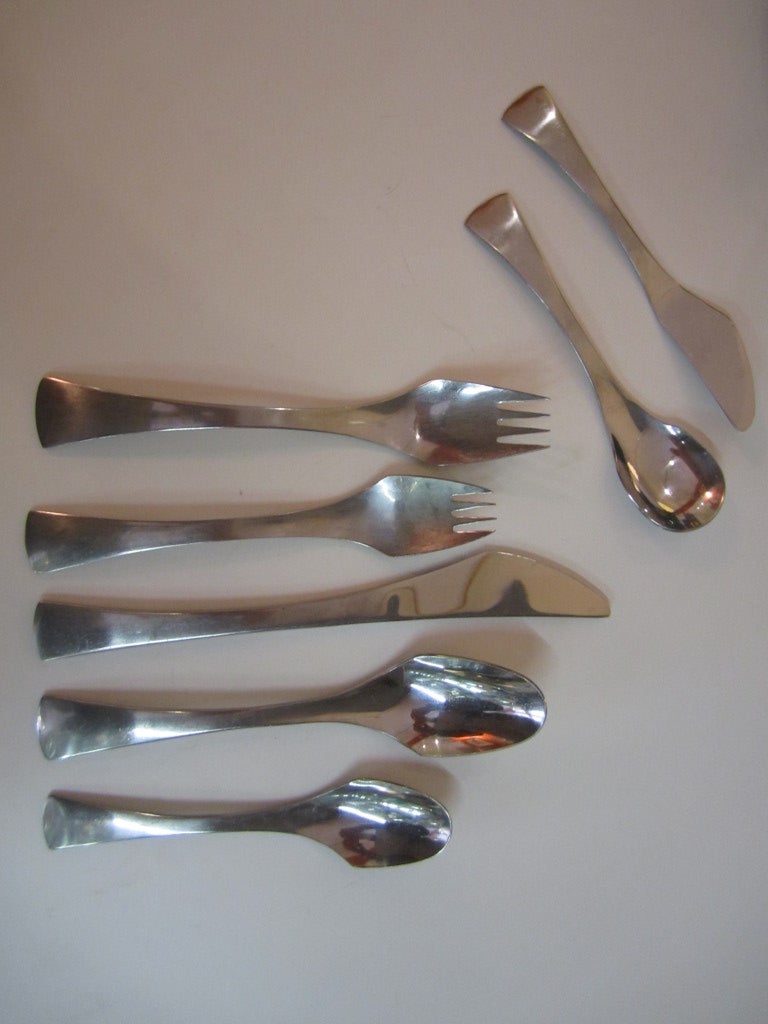 Fabulous flatware service for 8 with 5 pieces per place setting and 6 extra dessert spoons.  Also a butter Knife and Sugar Spoon.  Set shows almost no wear whatsoever.  All pieces stamped Oxford Hall Stainless Japan