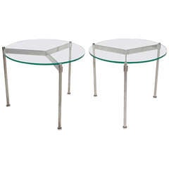 Tables d'appoint à trois griffes Ward Bennett