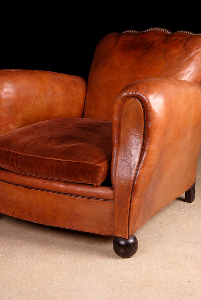 Pair of French Art Deco Period Scalloped Back Leather Club Chairs In Good Condition In Coral Gables, FL