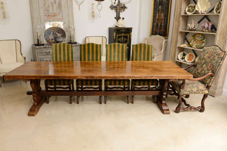 French Farm Trestle Table In Good Condition For Sale In Coral Gables, FL