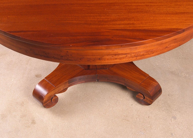 20th Century Brown and Simonds American Empire Style Round Mahogany Table