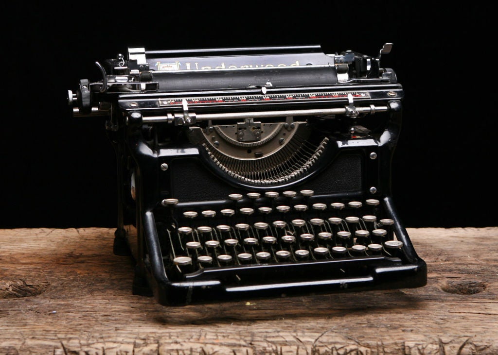 Early 20th Century Underwood Typewriter with French Keyboard. The Underwood Typewriter Company was a manufacturer of typewriters headquartered in New York City, New York. Underwood produced what is considered the first widely successful, modern