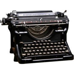 Early 20th Century Underwood Typewriter with French Keyboard