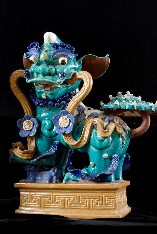 Stunning Pair of Chinese Qing Dynasty Buddhist Lion Dogs 1