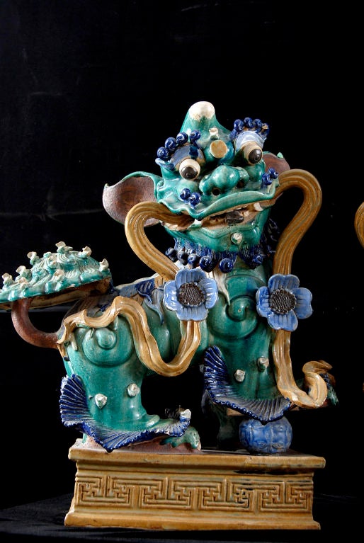 Stunning Pair of Chinese Qing Dynasty Buddhist Lion Dogs 2