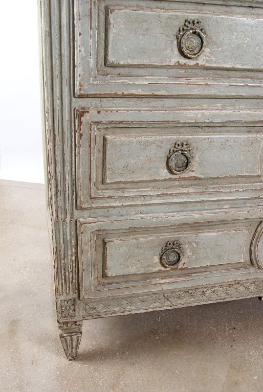 French Louis XVI Style Painted Chest Of Drawers For Sale 1