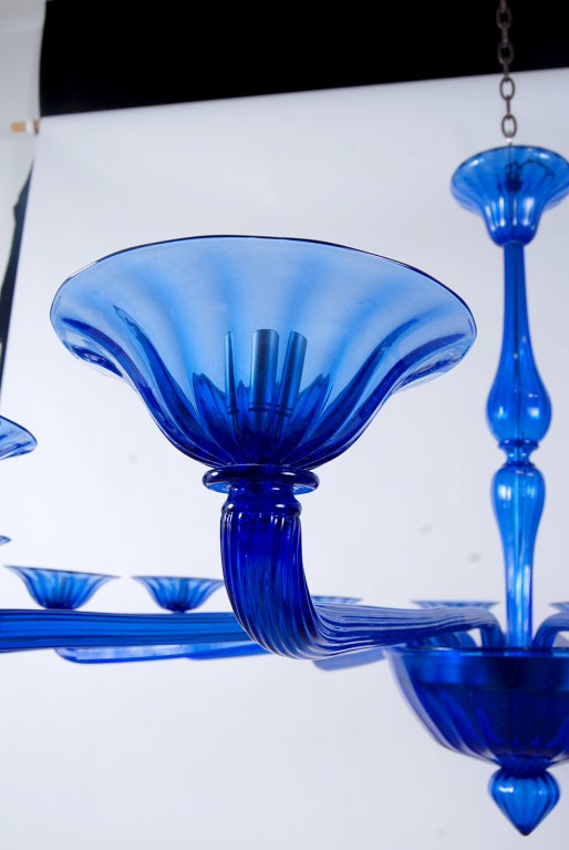 Rare Blue Seguso Murano Chandelier With 16 Arms In Excellent Condition For Sale In Coral Gables, FL