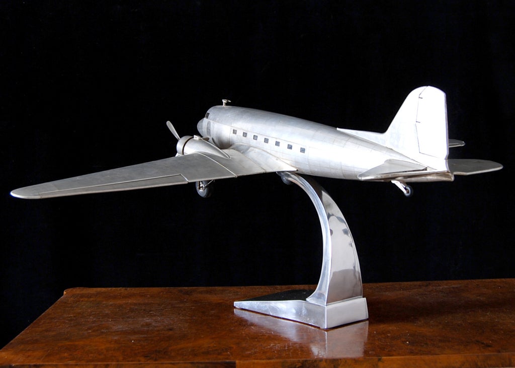 Exceptionally Detailed Vintage style Model Airplane Douglas DC-3 5