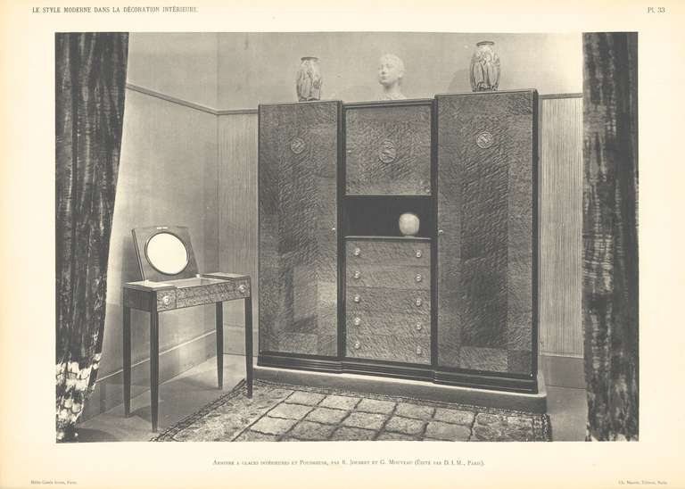 French Joubert et Petit (DIM) Cabinet For Sale