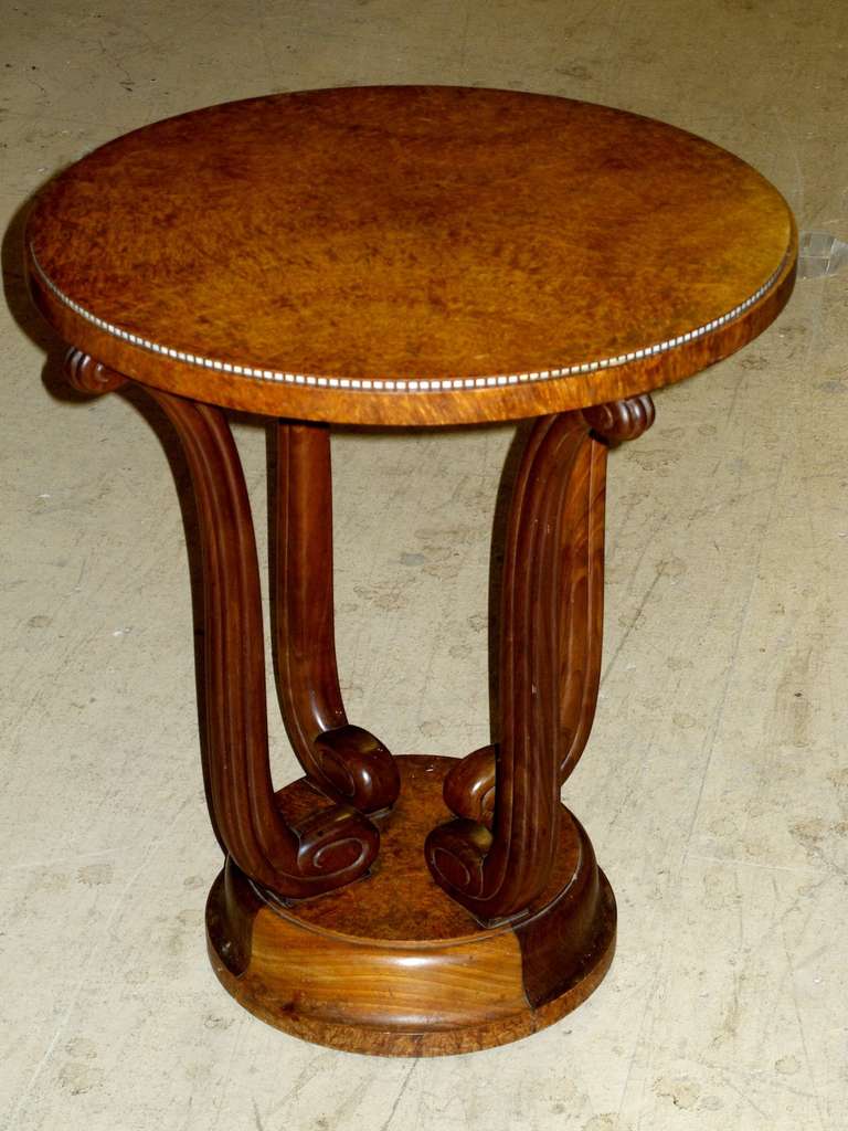 Side table in Amboyna and Cuban mahogany.
