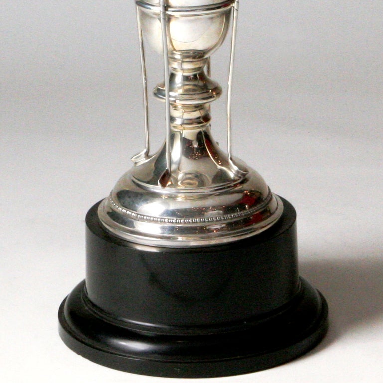 English Sterling Golfers Trophy In Good Condition In New York, NY