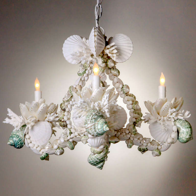 Shell Chandelier In Excellent Condition In New York, NY