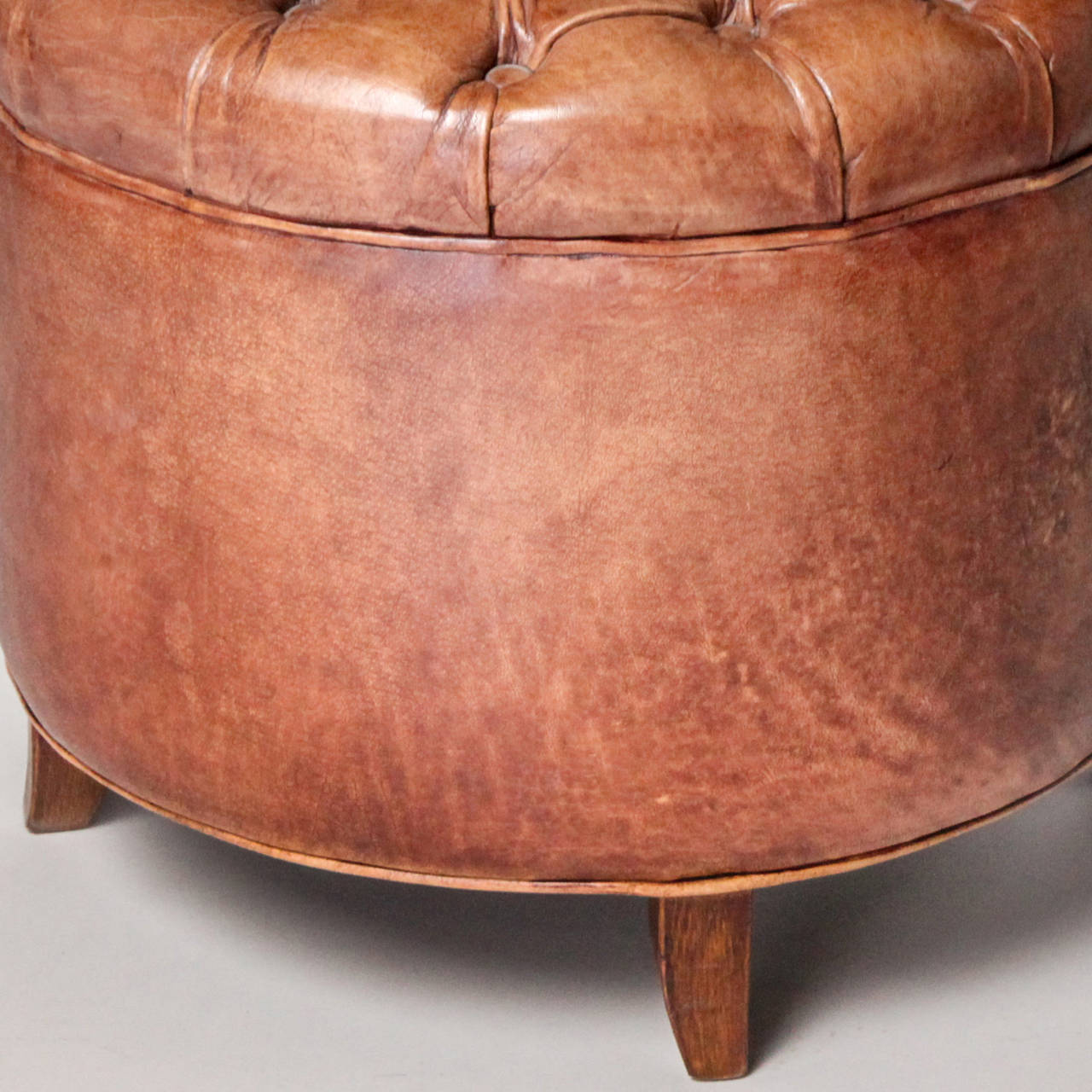 Tufted Leather Chair 1