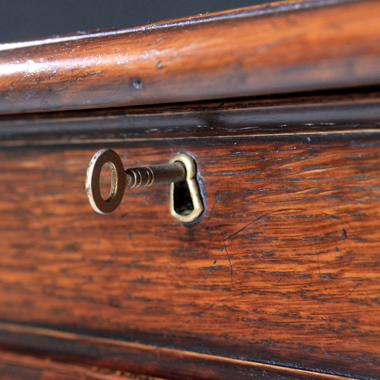 Oak Library Table In Excellent Condition In New York, NY