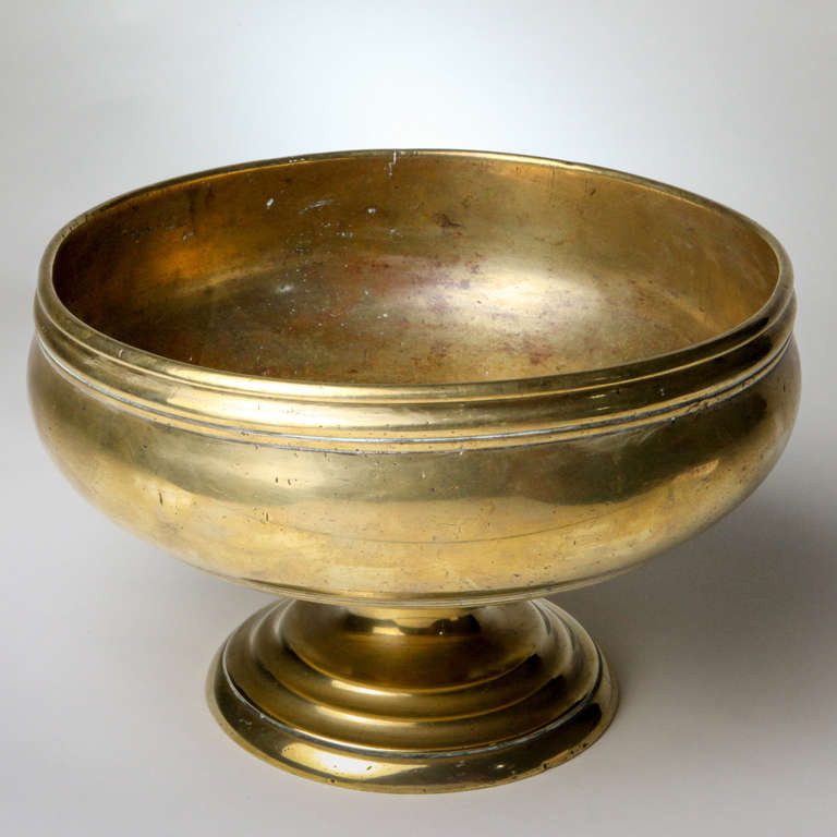 Antique heavy English brass pedestal or church communion bowl in an rare extra-large size. Perfect as a center or fruit bowl!