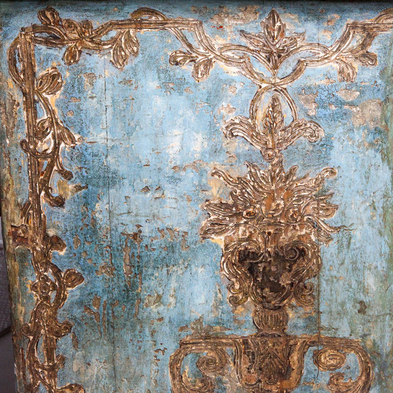 18th Century Painted Venetian Commode 1