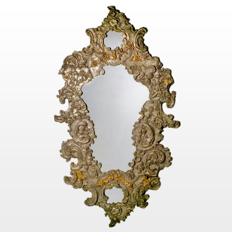 Italian Repousse Mirror In Good Condition For Sale In New York, NY