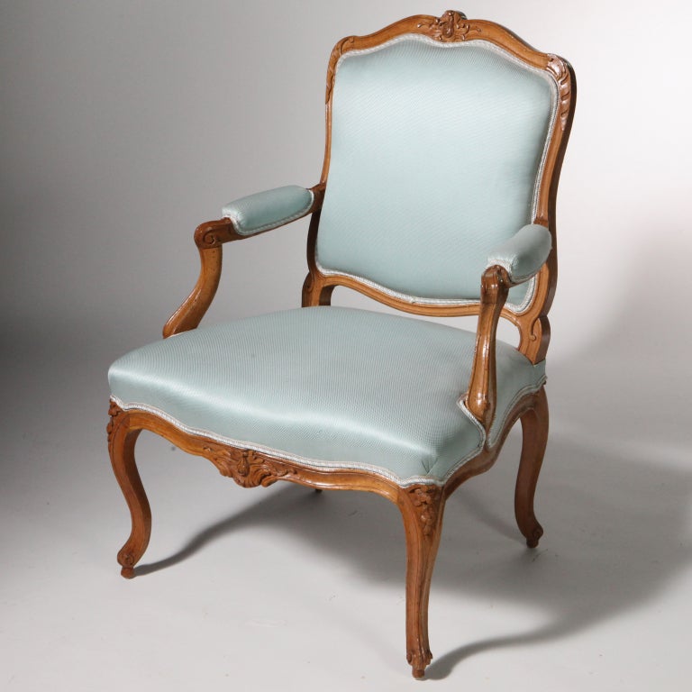 French Walnut Bergere Armchairs For Sale 1