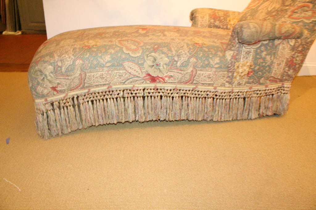 Floral Print Chaise Lounge with Scrolled Back