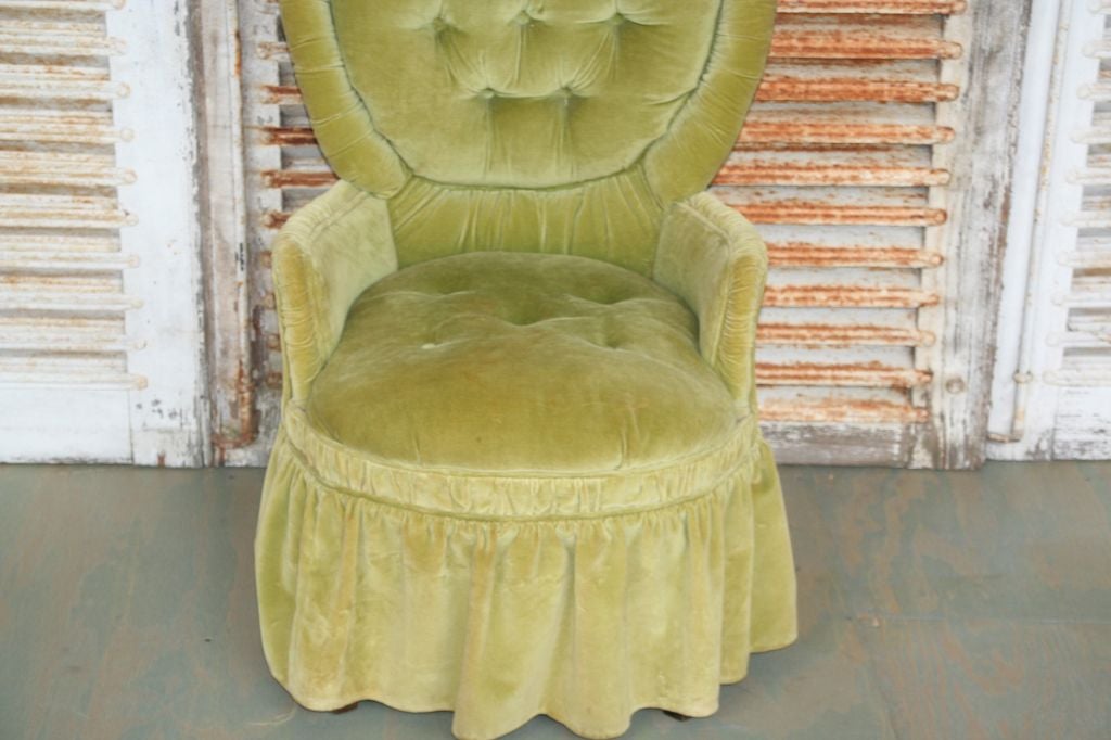 Green Velvet Vanity Chair 2