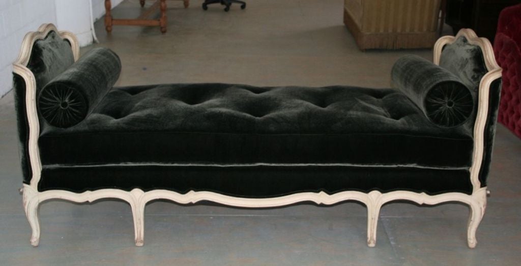 French Daybed in Dark Green Velvet