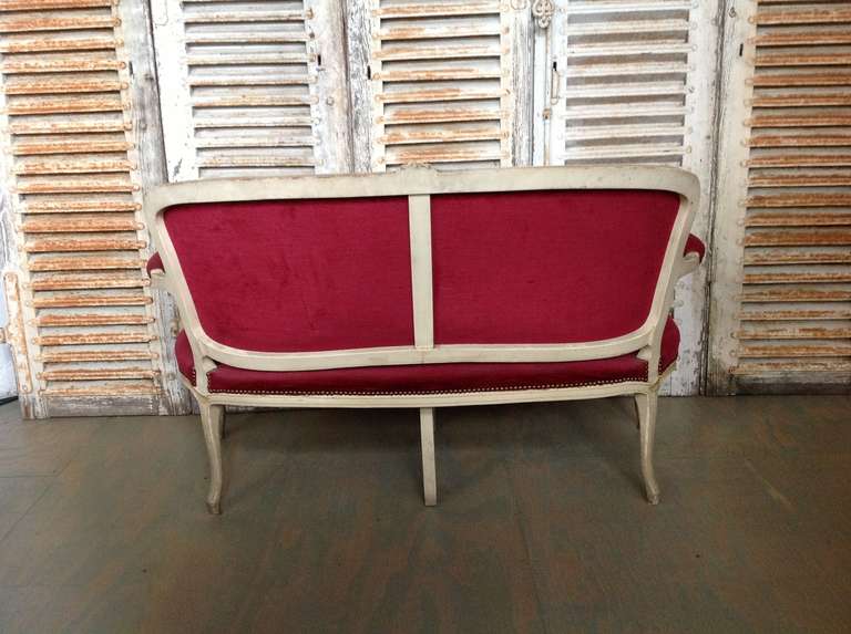 Late 19th C French Settee in Red Velvet 2