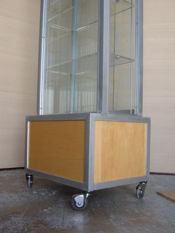 Pair of  Display Cases , Vitrines, Etagere 3