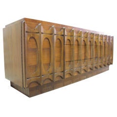Elegant Mid Century Cabinet / Sideboard