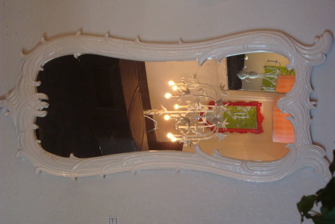 Lacquered Hollywood Regency Frond Mirror For Sale 4