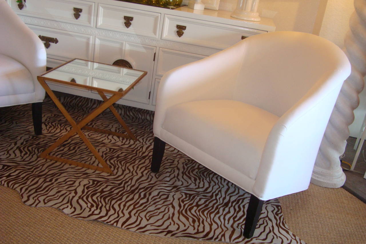 Pair of Newly Upholstered White Vintage Chairs For Sale at 1stDibs