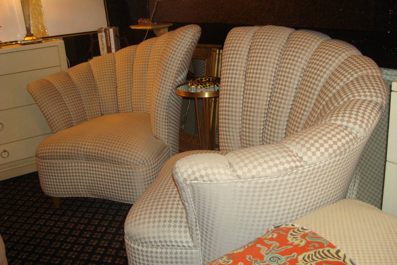 Hollywood Fan Back Upholstered Chairs In Good Condition For Sale In West Palm Beach, FL