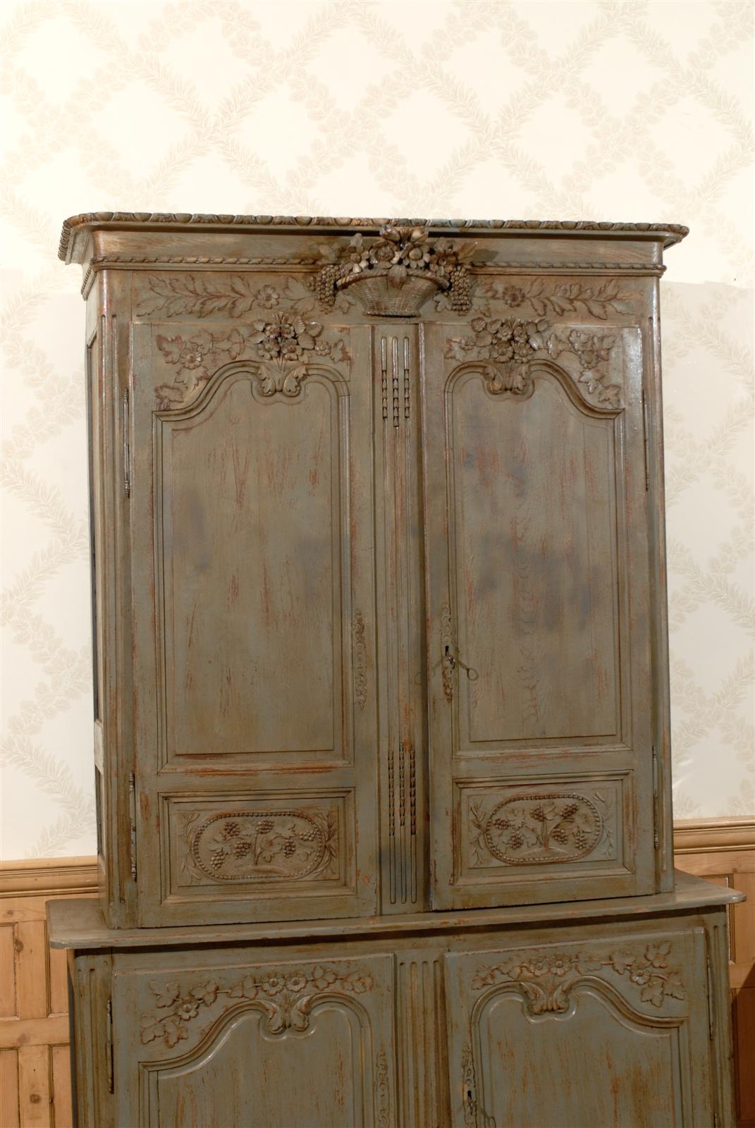 19th Century Painted Oak Buffet Deux Corps from Normandy In Excellent Condition In Atlanta, GA