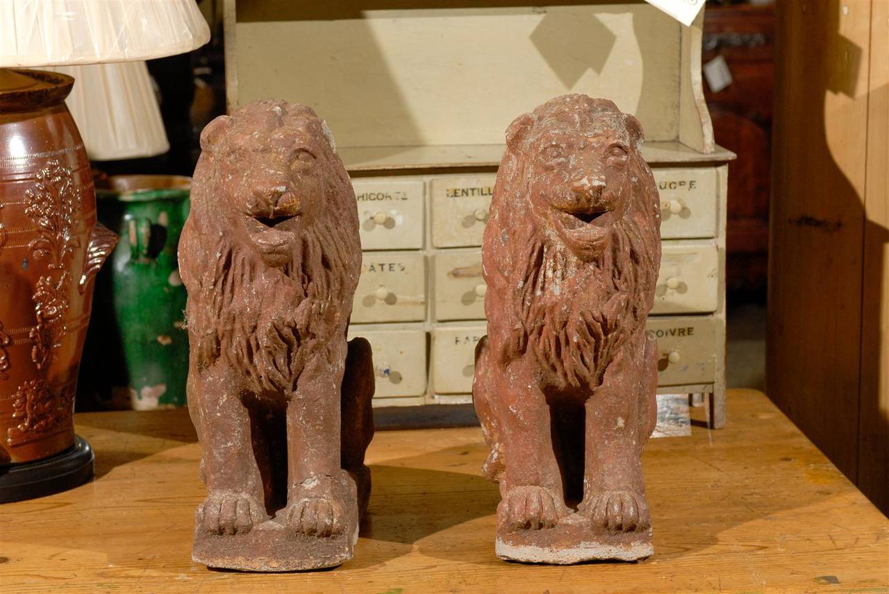 Pair of Early 20th Century Old Stone Lions from France, Circa 1910 For Sale 1