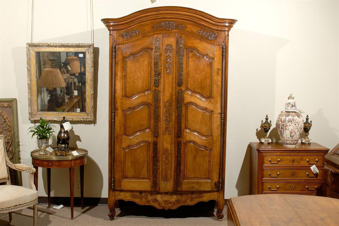 French 18th Century Provencal Armoire in Walnut