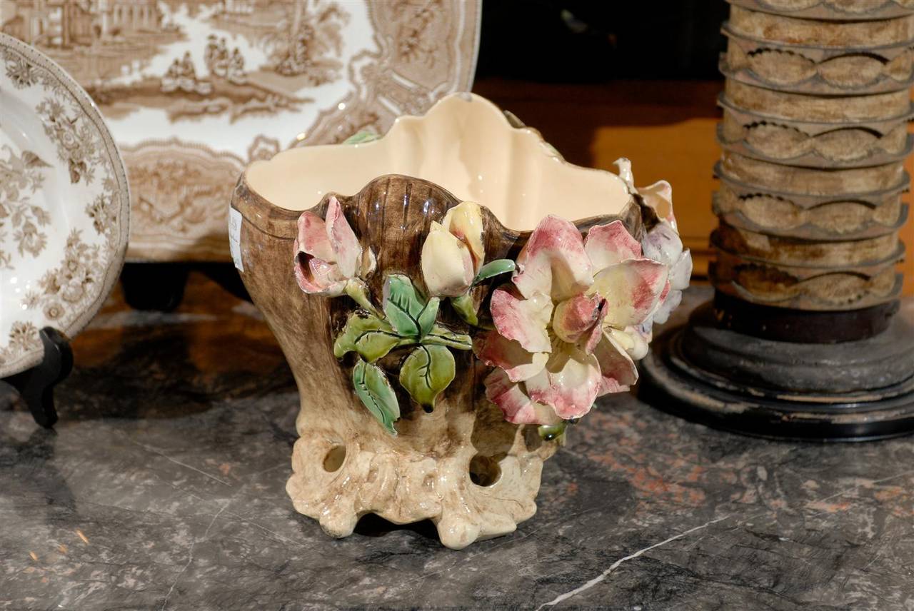 Vintage French Majolica Cachepot with Flowers, Circa 1920 For Sale 5