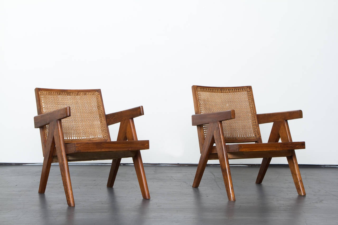 Paar Loungesessel von Pierre Jeanneret, um 1955 (Französisch) im Angebot