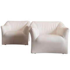 Pair Of White Leather Tentazione Armchairs Designed By Mario Bellini For Cassina, Italy