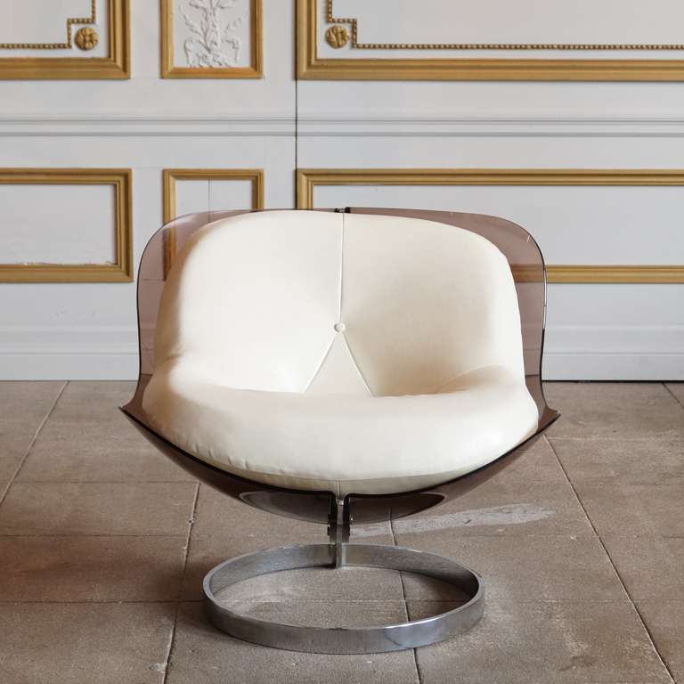 Late 20th Century Plexiglass and Chrome Sphere Chair by Boris Tabacoff
