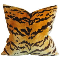 Custom 'Tigre' Silk Velvet Pillow