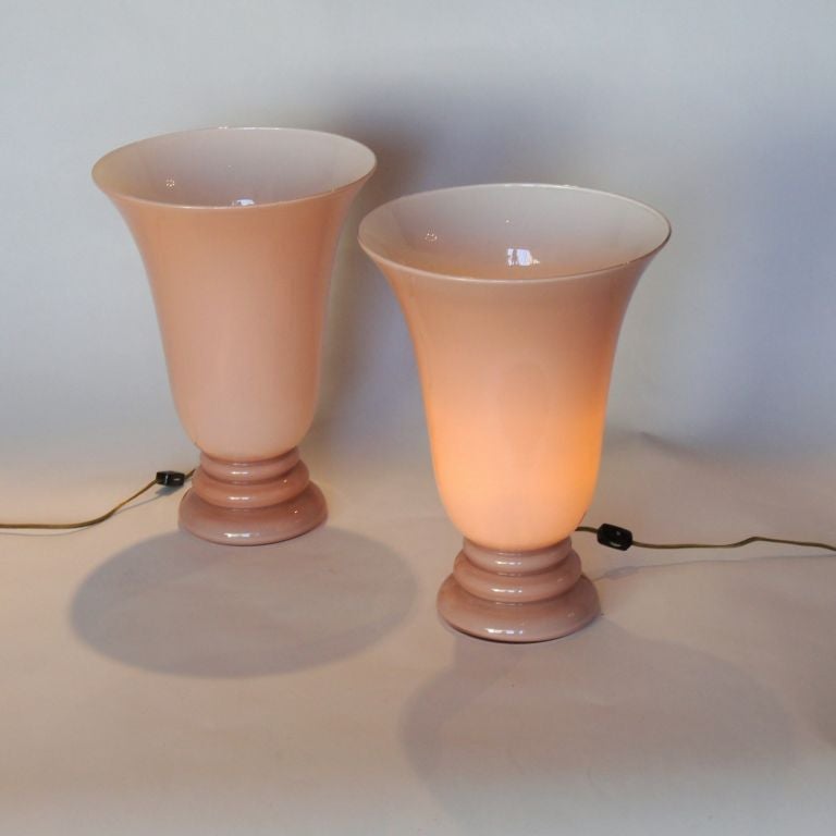 Mid-20th Century Pair Of Murano Urn Lamps By Vianne, For Fredrick Cooper