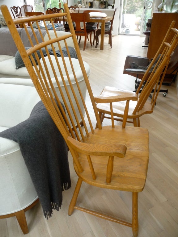 Set of Eight Windsor Dining Chairs 1