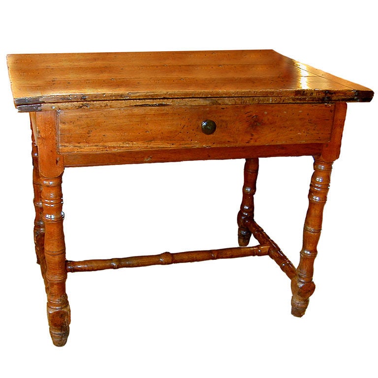 Italian Baroque Walnut Writing Table with Hinged Top, c1700 For Sale