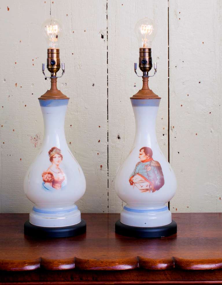 Empire Pair of 19th Century French Opaline Glass Napoleon and Josephine Table Lamps