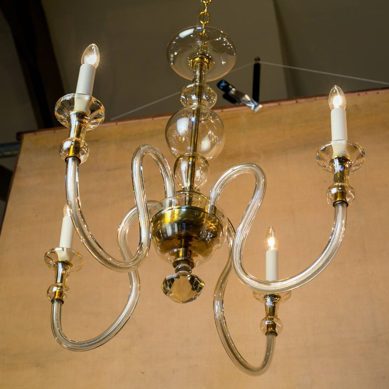 Handblown Murano glass chandelier, circa 1950s. All original parts. Rewired for USA with UL-approved parts. Handblown glass from Murano, Italy.