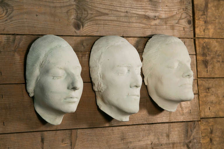 Scientific castings of faces for Parisian plastic surgeon

One-of-a-kind

France circa 1940s

10 faces available