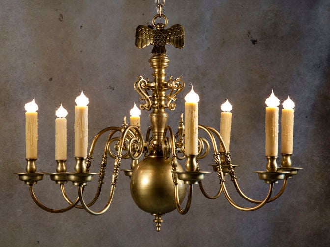 20th Century Heavy Bronze Flemish Chandelier with 8 arms and Eagle