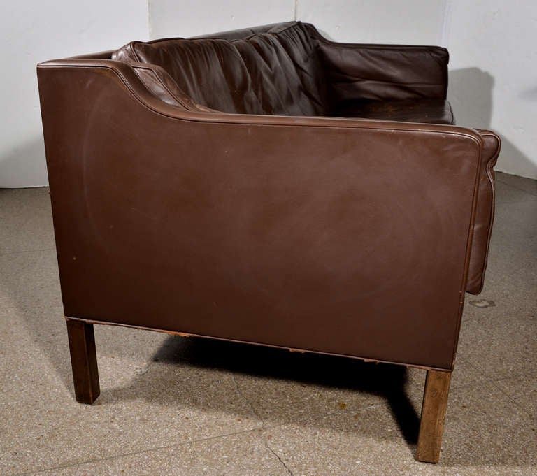 Mogensen Dark Chocolate Vintage Leather Sofa In Good Condition In Houston, TX
