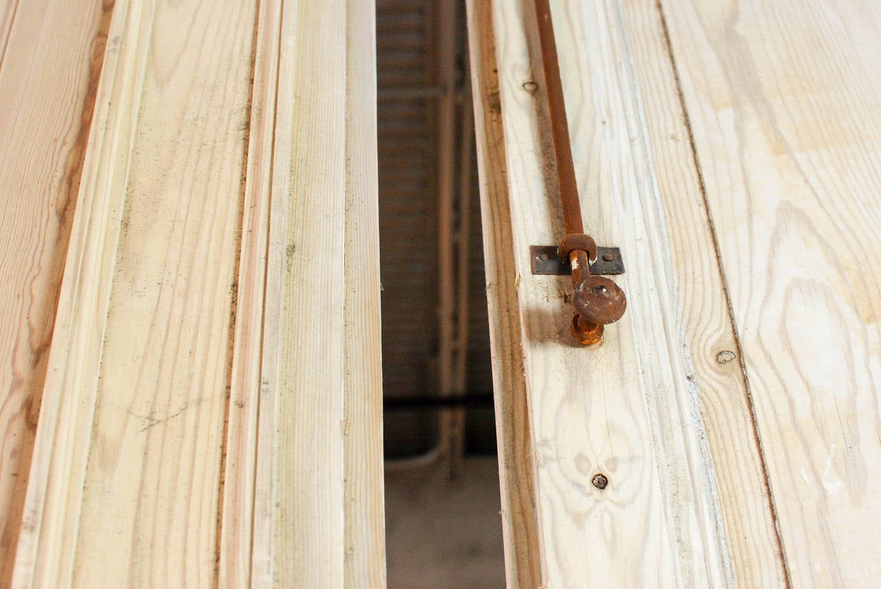 19th Century Pair of Pine Doors from Marseille