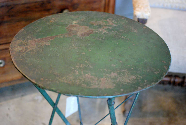 Petite table de bar pliante vintage