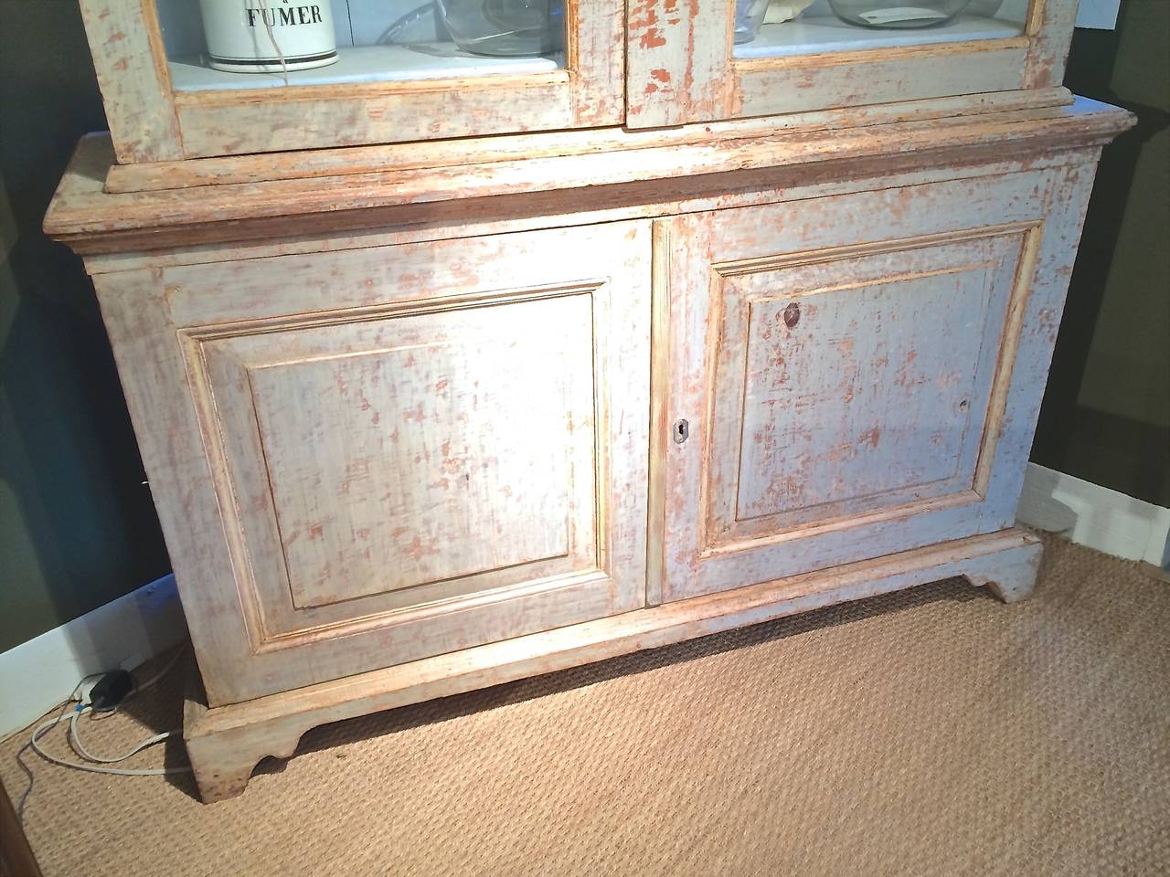19th Century Swedish Painted Vitrine In Good Condition In Houston, TX